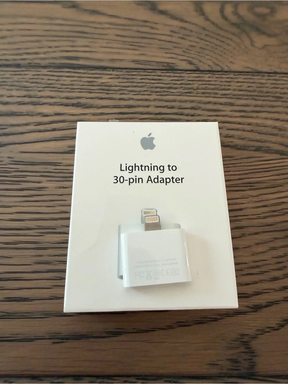 Apple Lightning to 30-pin Adapter - White